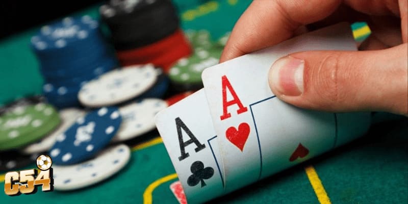 Perflop là vòng cược đầu tiên trong Poker C54