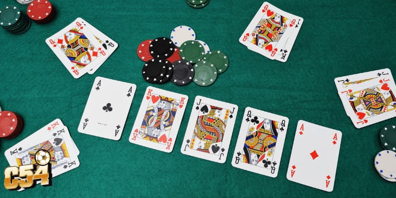 Slowdown là vòng cược trong Poker C54 tìm người thắng